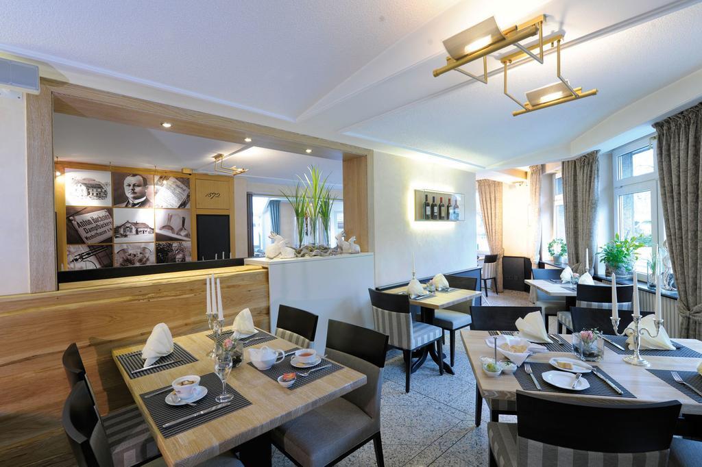 Landidyll Hotel Haus Hochstein Eslohe Extérieur photo