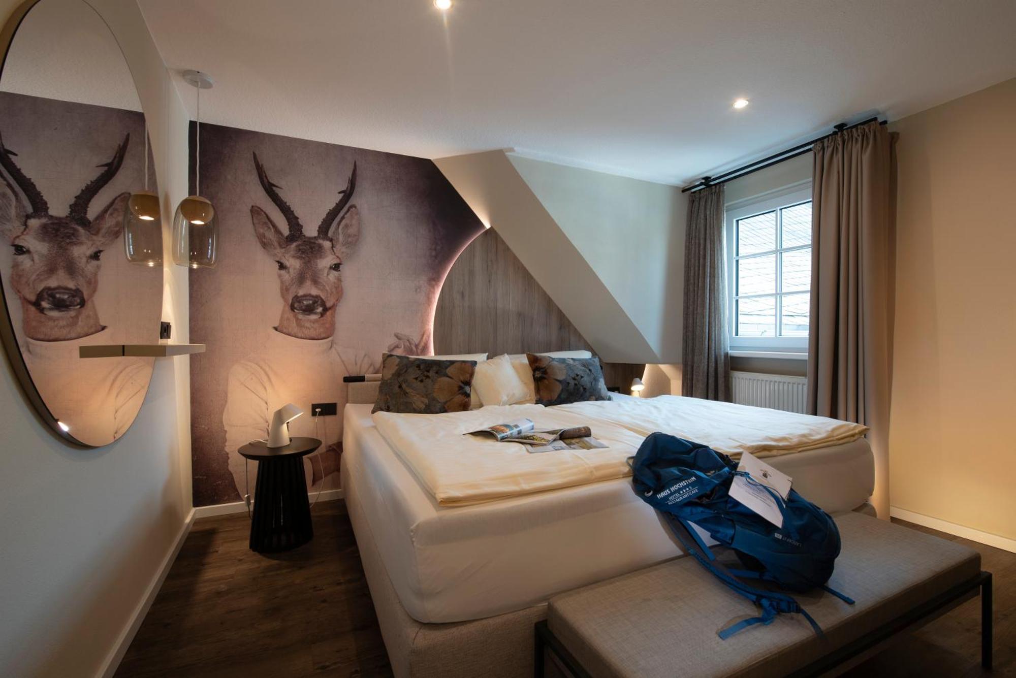 Landidyll Hotel Haus Hochstein Eslohe Extérieur photo